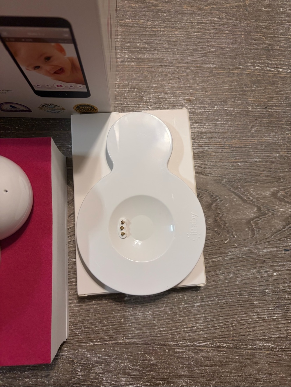 iBaby Baby Monitor - White and Cream Nursery Camera - Picture 3 of 10
